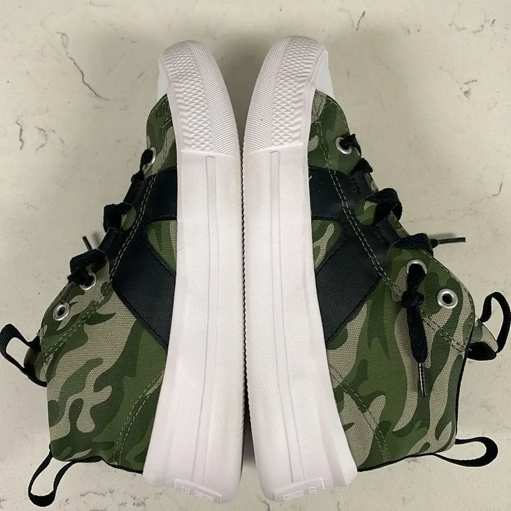 Converse Chuck Taylor All Star Ultra 2 Sneaker - Kids' Size 1 Youth